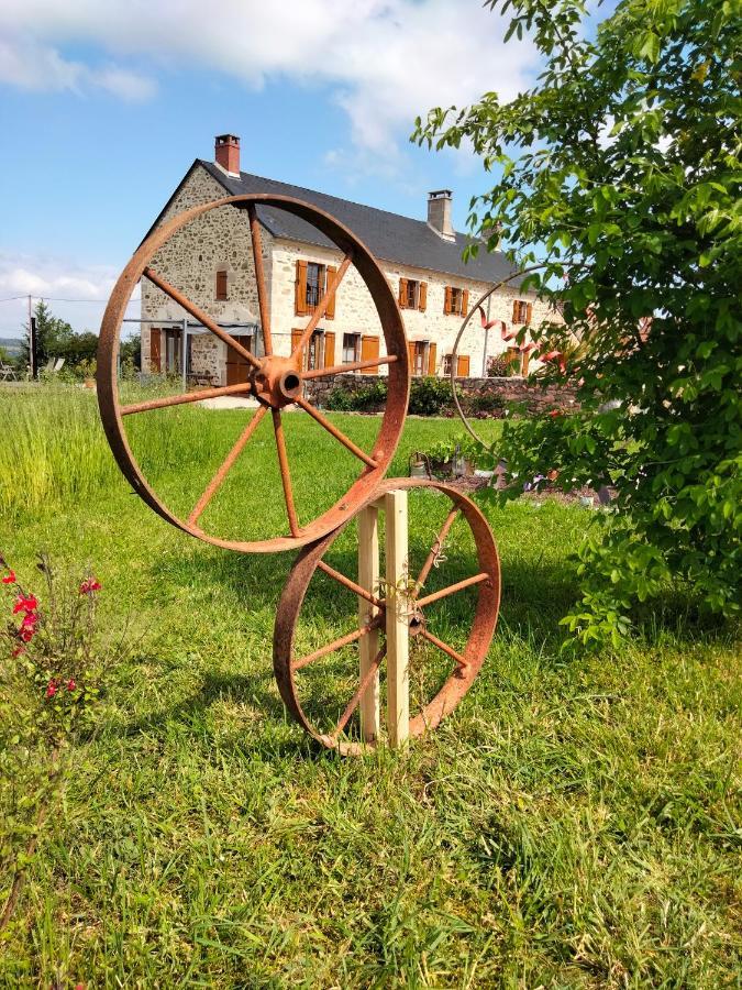 La Brousse Kacha Bed & Breakfast Malleret-Boussac ภายนอก รูปภาพ